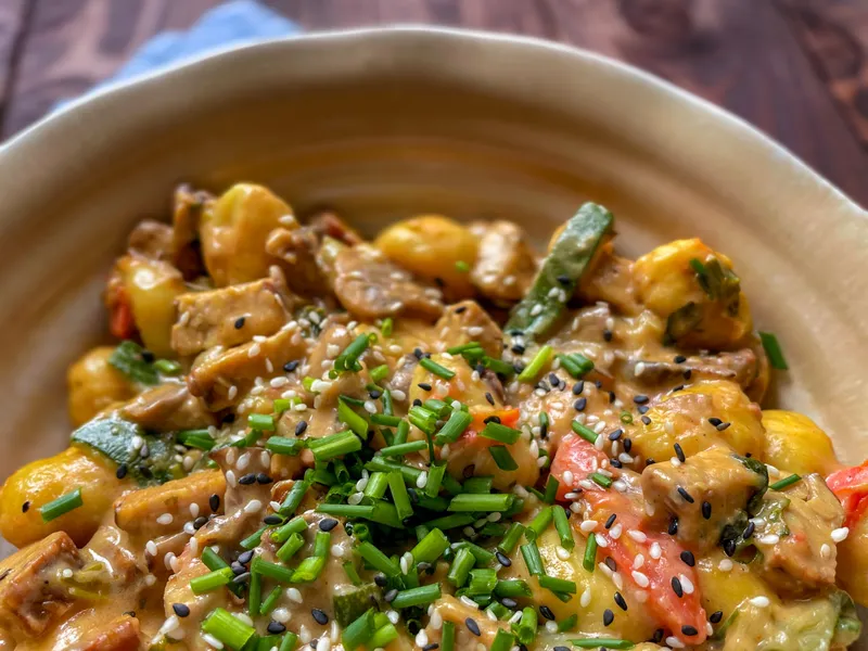 Gnocchi s tahini omáčkou